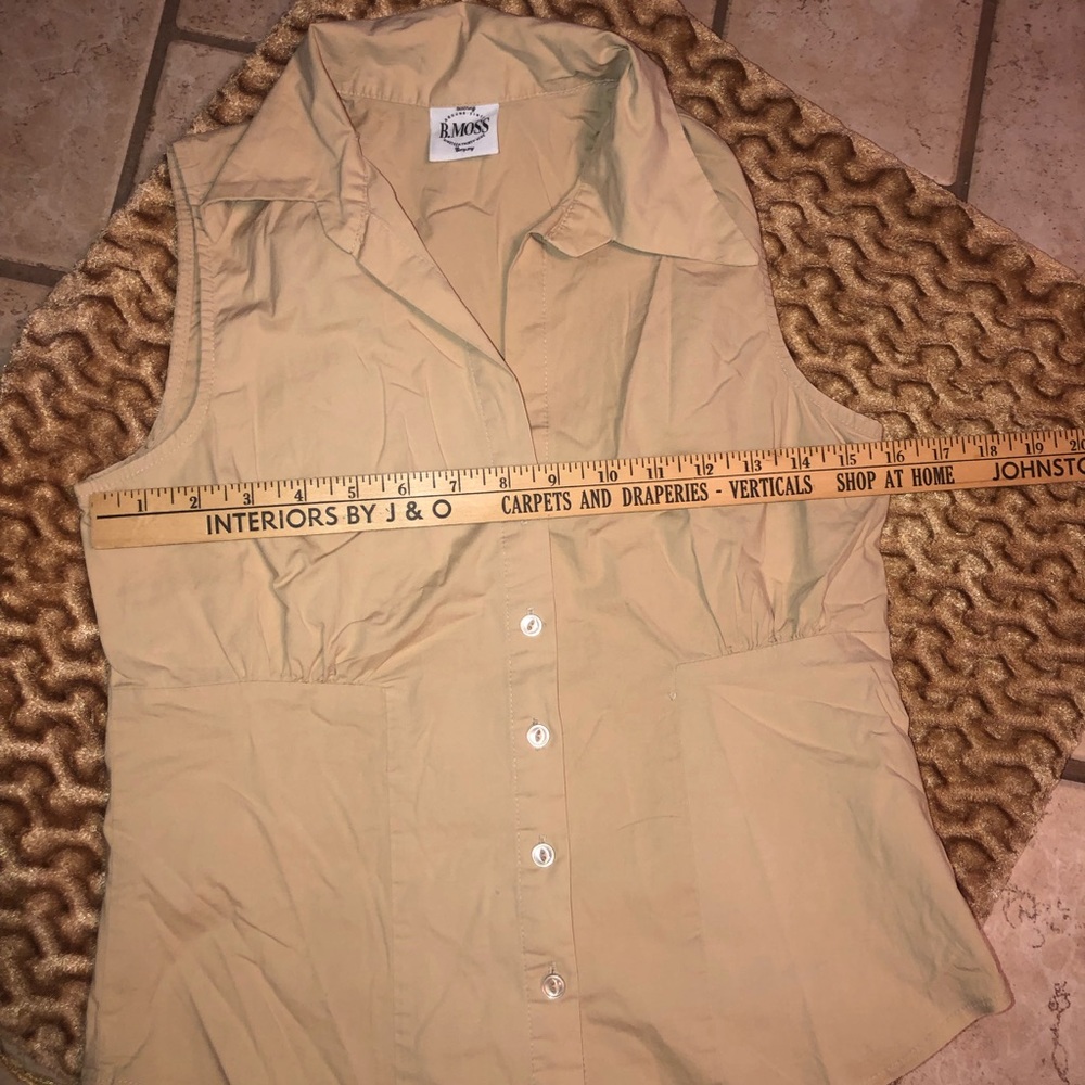 B.Moss top - Picture 3 of 5